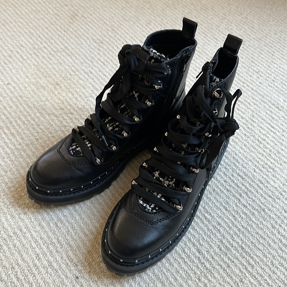 Steve Madden black and silver combat booty